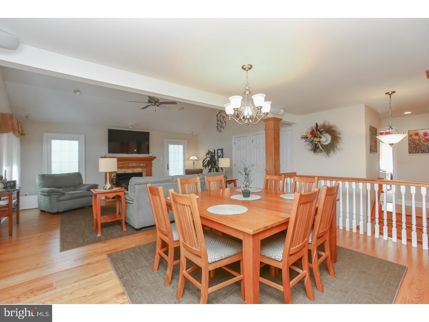 357 Valley View Road Springfield, PA 19064 - Photo 7 of 25 Dining Room