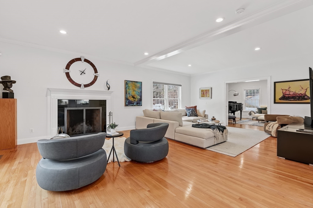 233 Rice Road Wayland, MA 01778 - Photo 14 of 38