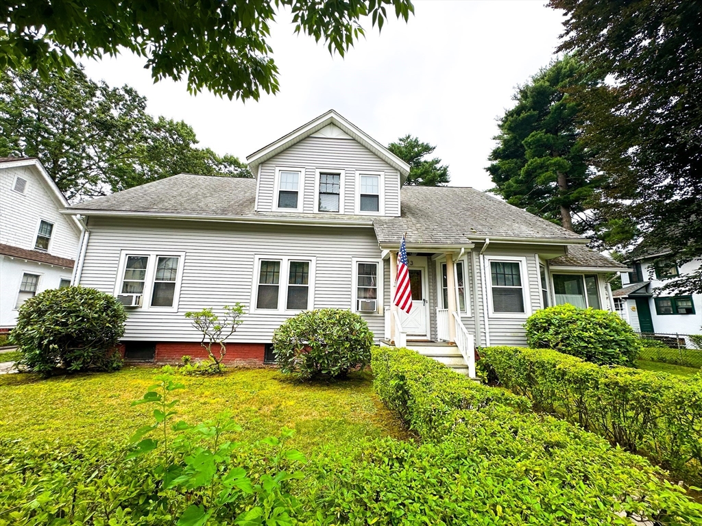 83 Virginia Street Springfield, MA 01108 - Photo 1 of 10 Gallery Image 1