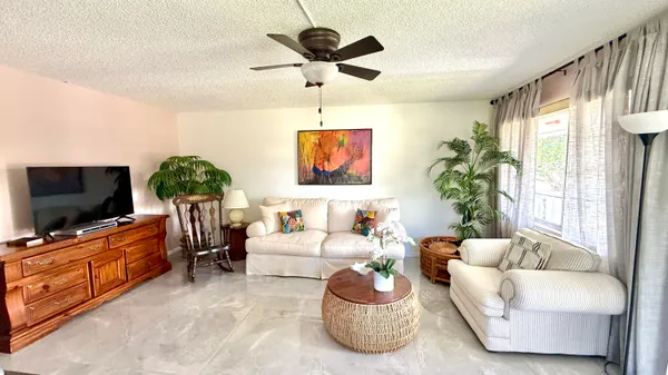 $1,800 | 361 Tilford Q, Deerfield Beach, FL 33442