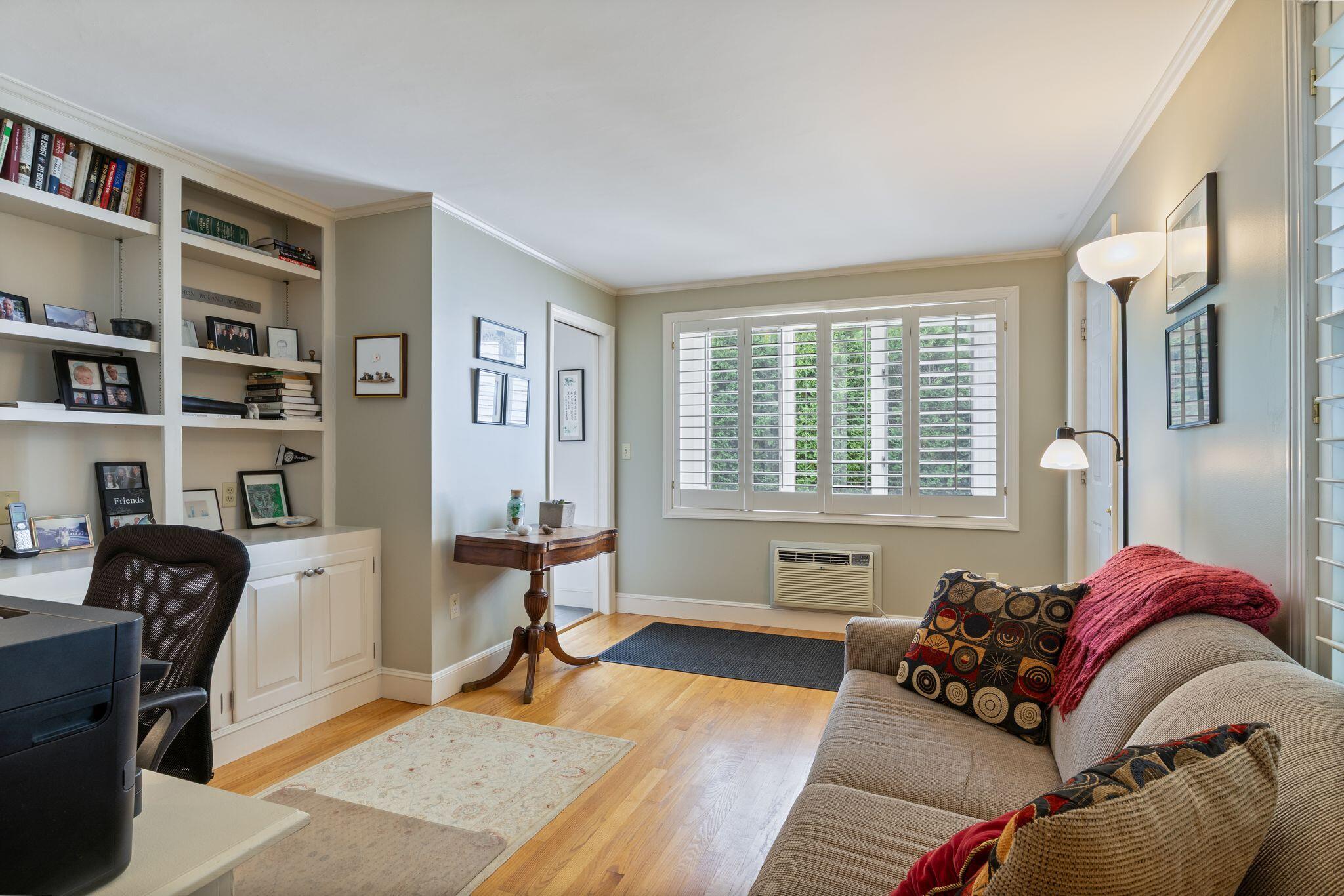57 Foreside Road Falmouth, ME 04105 - Photo 11 of 45 57_Foreside_Rd_15