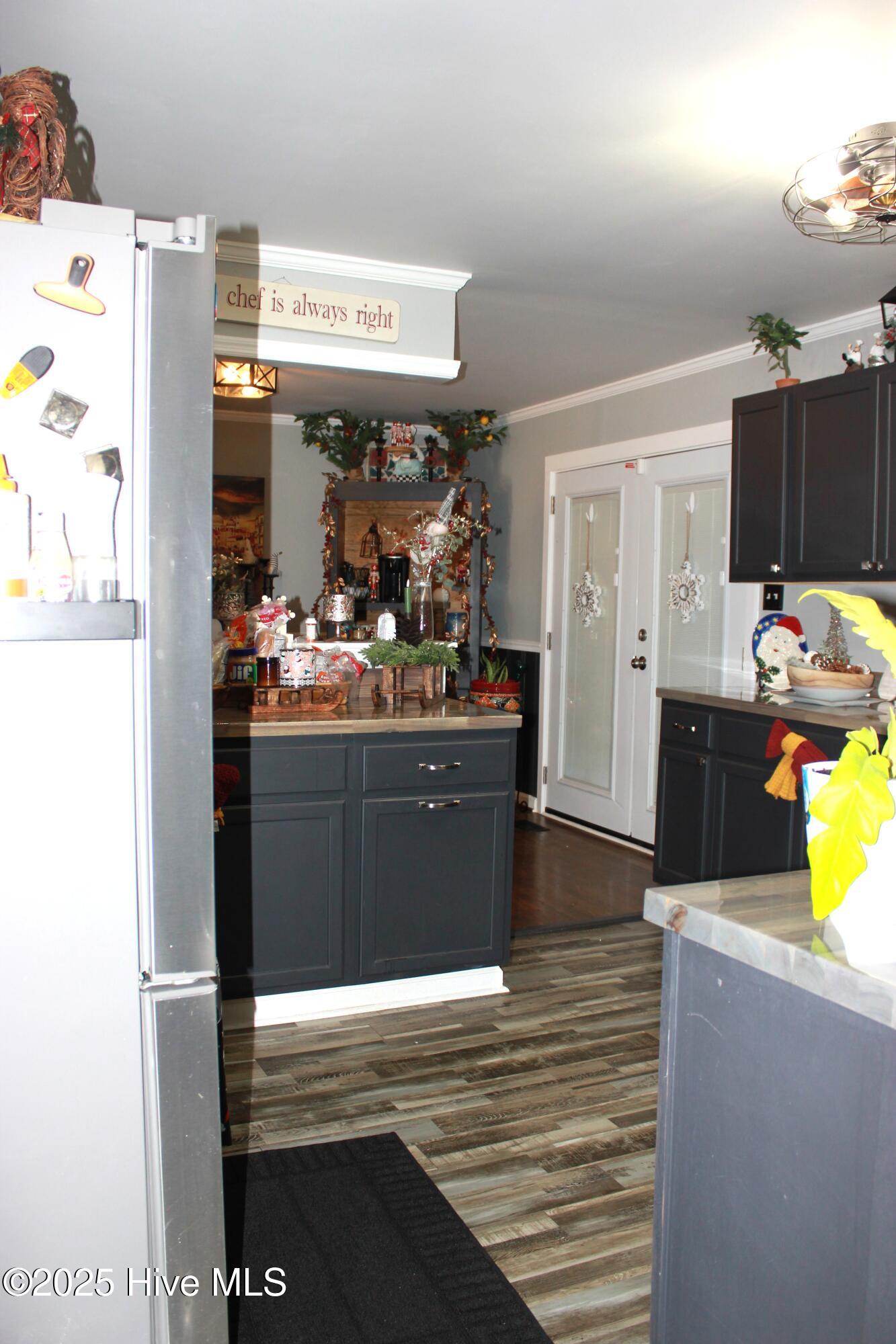 1033 Decatur Road Jacksonville, NC 28540 - Photo 22 of 37 Kitchen