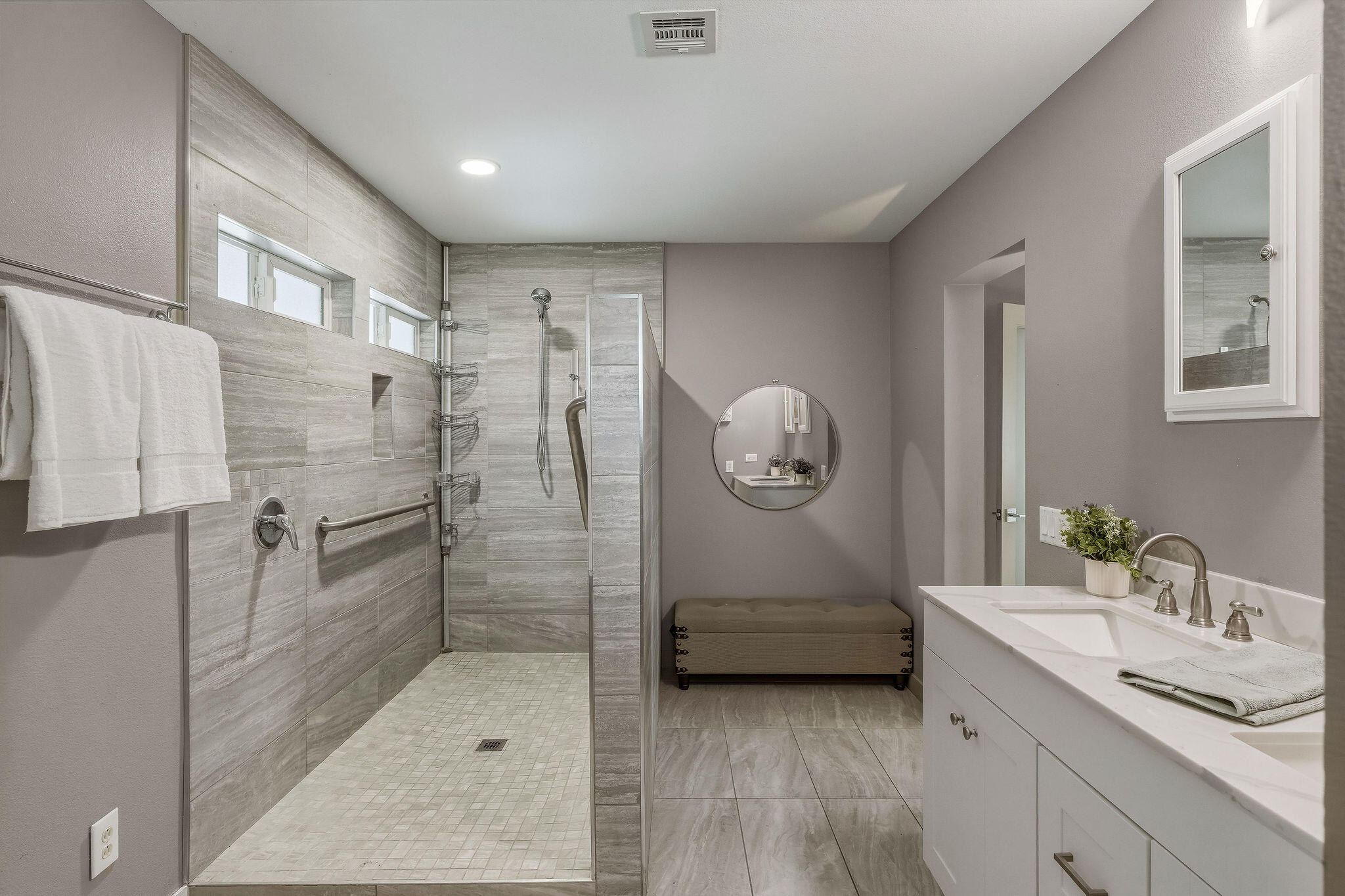 92 Athens Street Rancho Mirage, CA 92270 - Photo 42 of 77 Primary ensuite