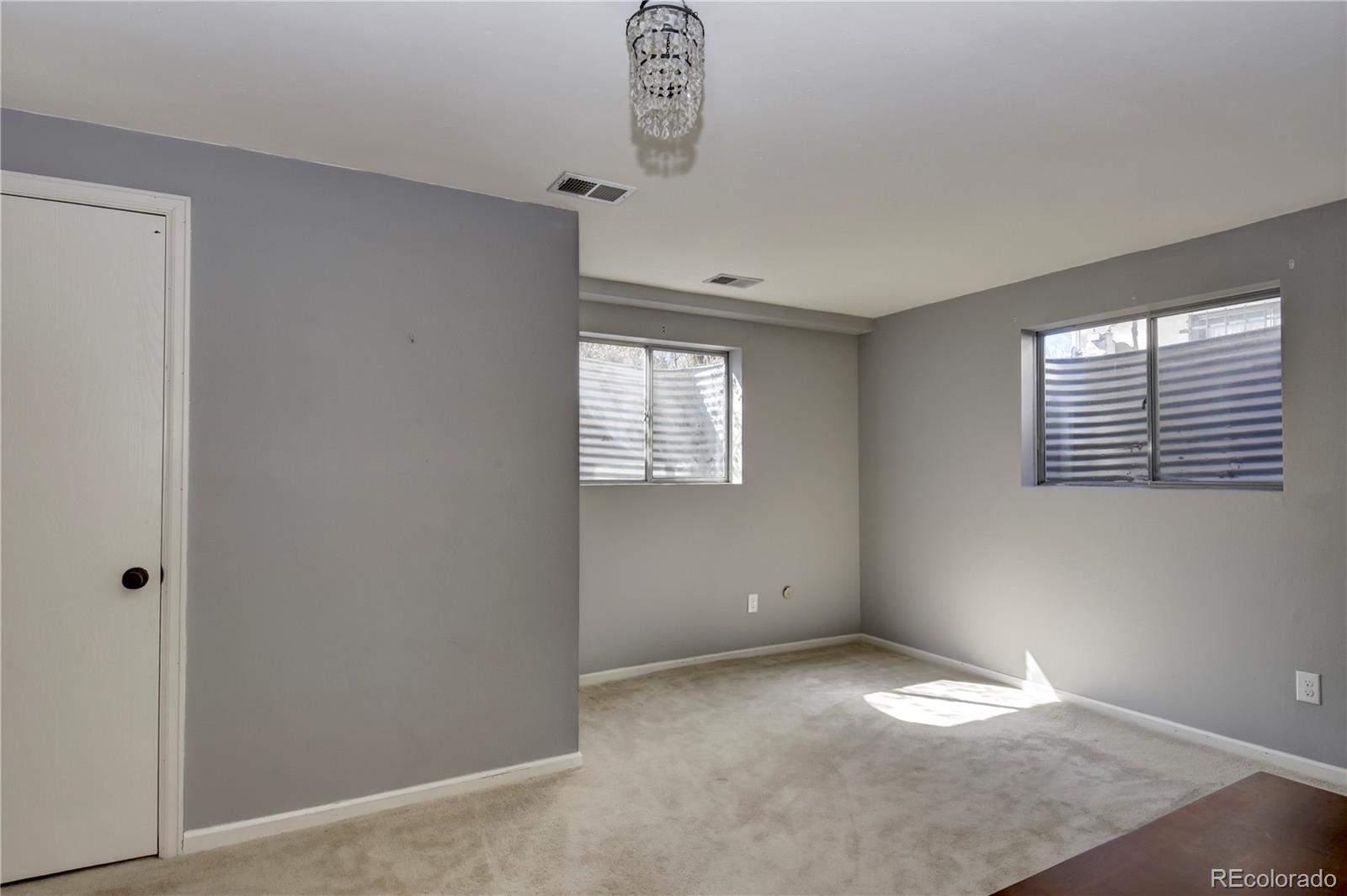 2490 South Rifle Street Aurora, CO 80013 - Photo 19 of 26