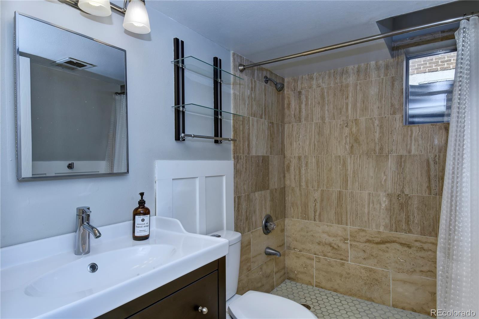 2490 South Rifle Street Aurora, CO 80013 - Photo 21 of 26