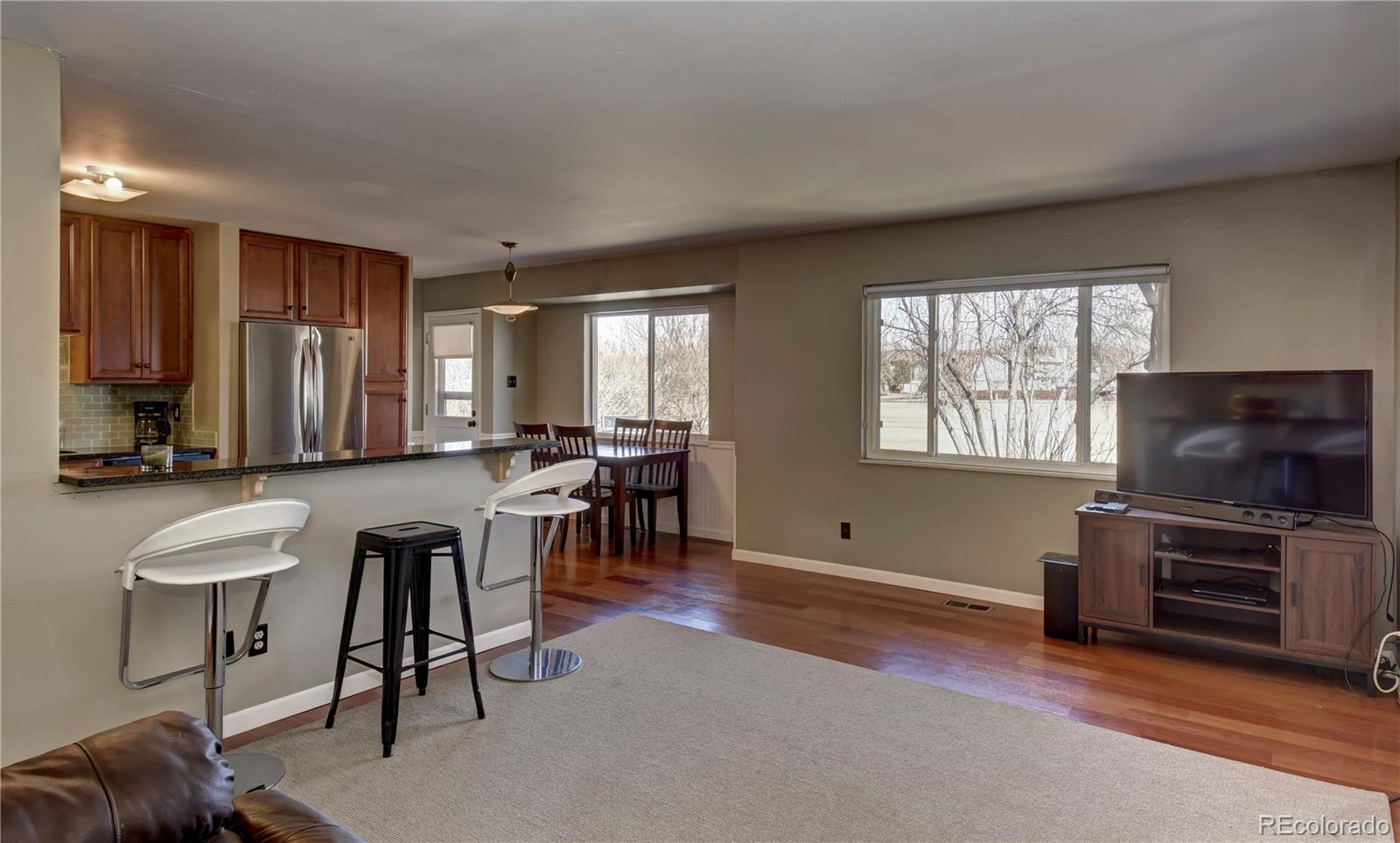 2490 South Rifle Street Aurora, CO 80013 - Photo 5 of 26