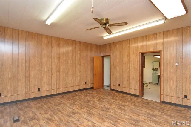 $10,000 | 202 Spring Street, Evansville, IL 62242