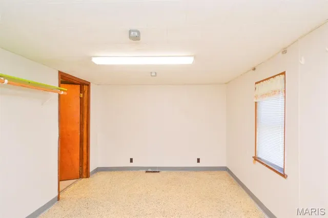 $10,000 | 202 Spring Street, Evansville, IL 62242