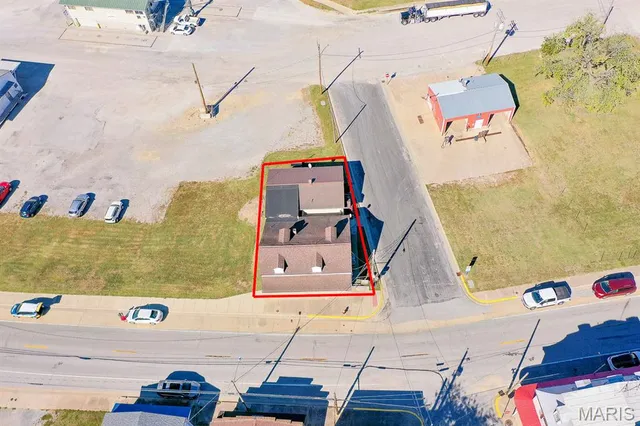 $10,000 | 202 Spring Street, Evansville, IL 62242