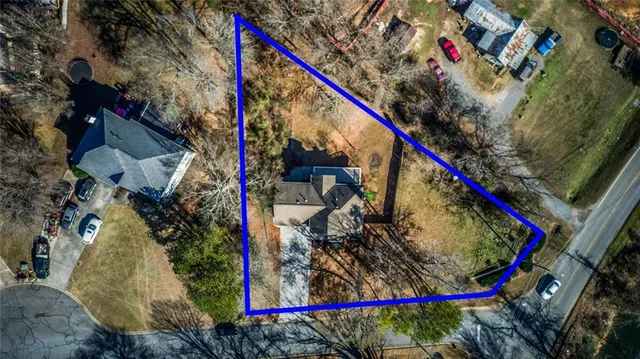 $429,000 | 1 Topridge Drive, Cartersville, GA 30120