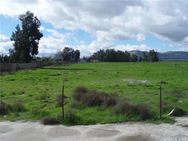 $3,000,000 | 1545 North Ramona Boulevard, San Jacinto, CA 92582