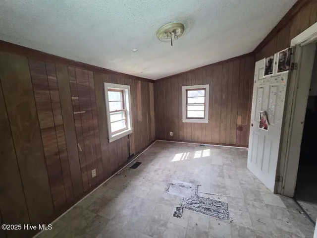 $110,000 | 208 South Ethel Street, Selma, NC 27576