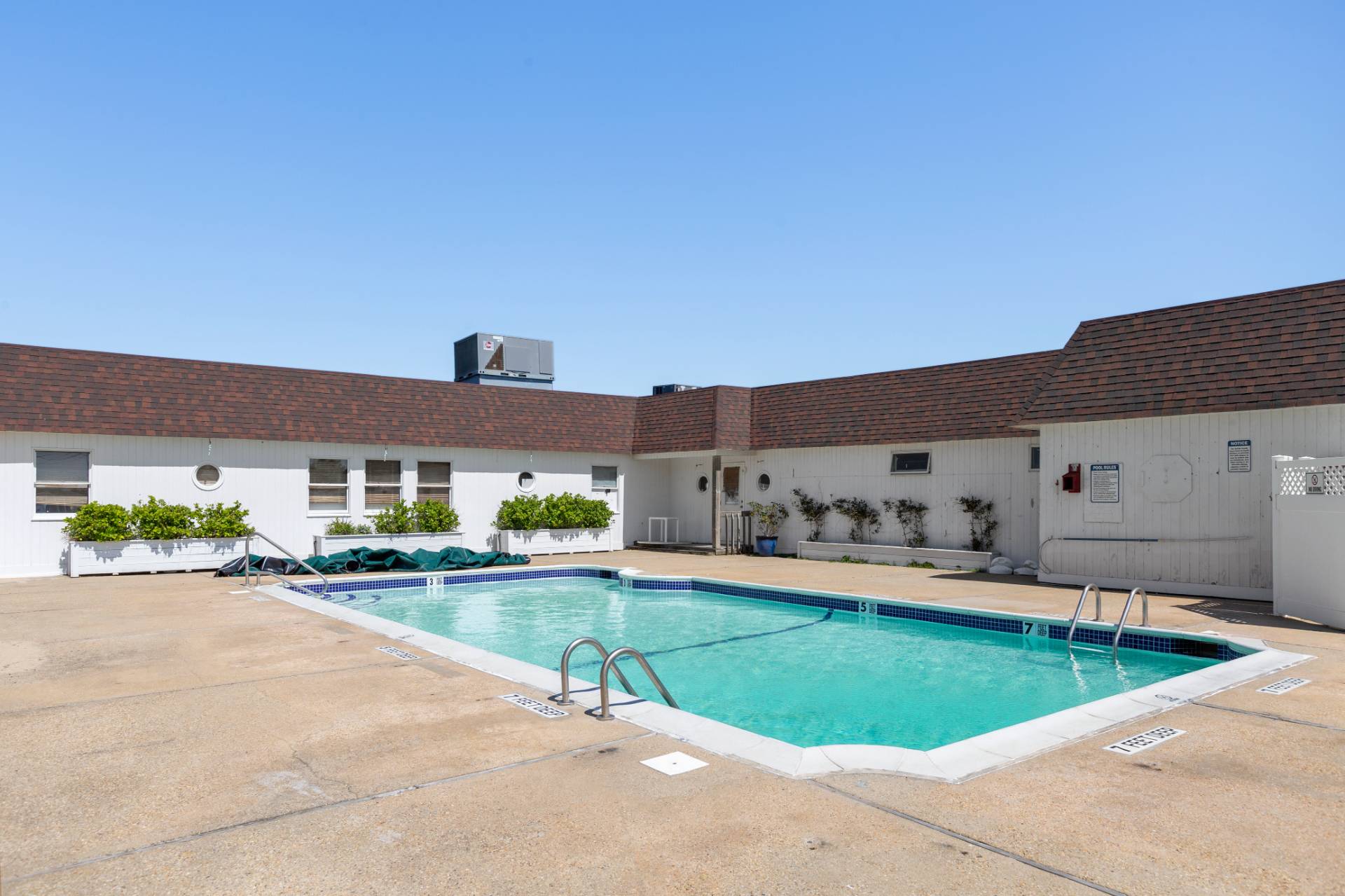 16 Navy Road, Unit 202 Montauk, NY 11954 - Photo 8 of 14