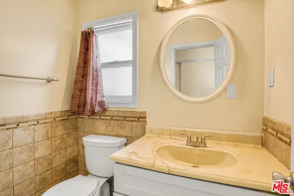 $749,999 | 1300 South California Avenue, Compton, CA 90221