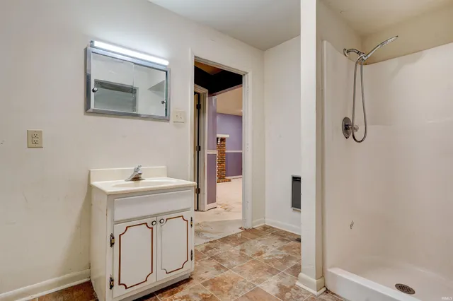 $155,000 | 1304 East Monroe Street, Boonville, IN 47601