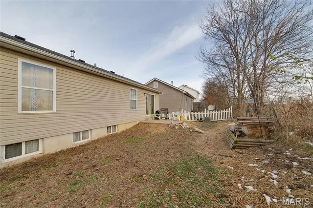 $210,000 | 54 Silver Spur Drive, Winfield, MO 63389