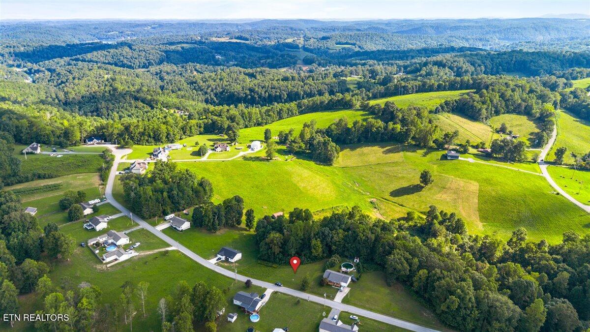 View Lane La Follette, TN 37766 - Photo 8 of 13 02-Cross View