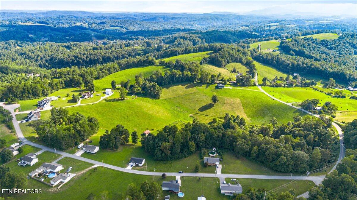 View Lane La Follette, TN 37766 - Photo 9 of 13 03-Cross View