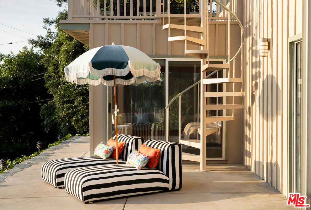 13201 Cheltenham Drive Sherman Oaks, CA 91423 - Photo 52 of 75