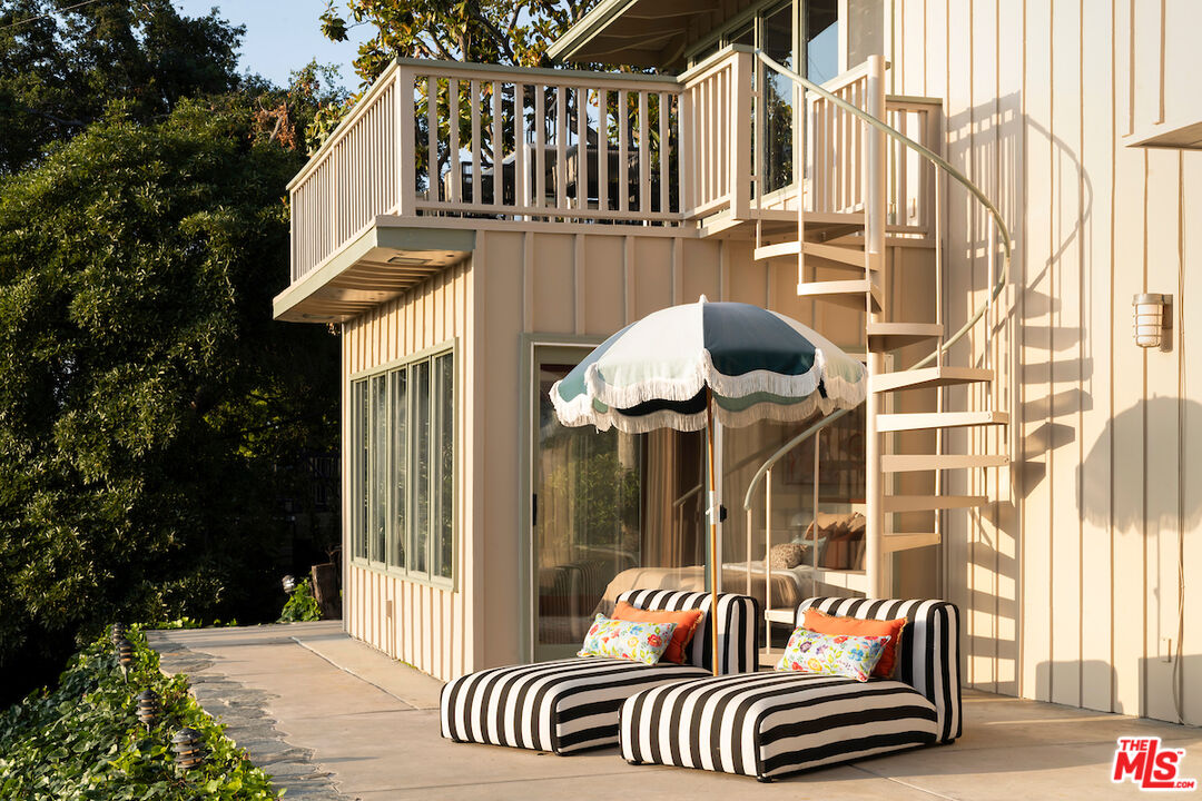 13201 Cheltenham Drive Sherman Oaks, CA 91423 - Photo 53 of 75