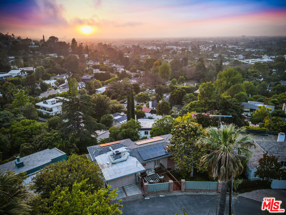 13201 Cheltenham Drive Sherman Oaks, CA 91423 - Photo 73 of 75 an aerial view of a city with lots of residential buildings