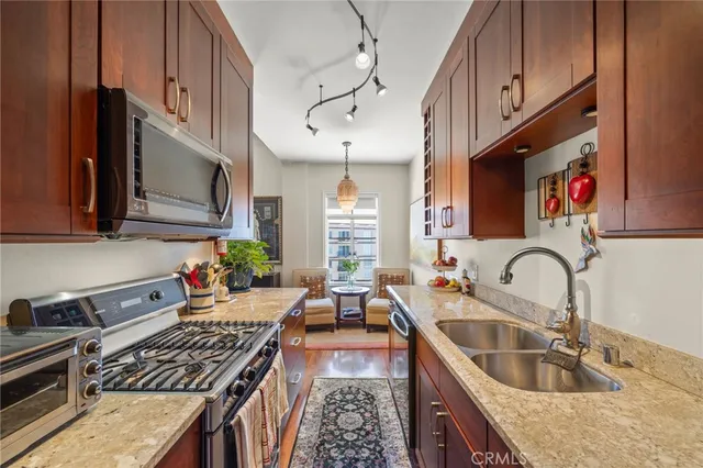 $938,800 | 800 East Ocean Boulevard, Unit 1505, Long Beach, CA 90802