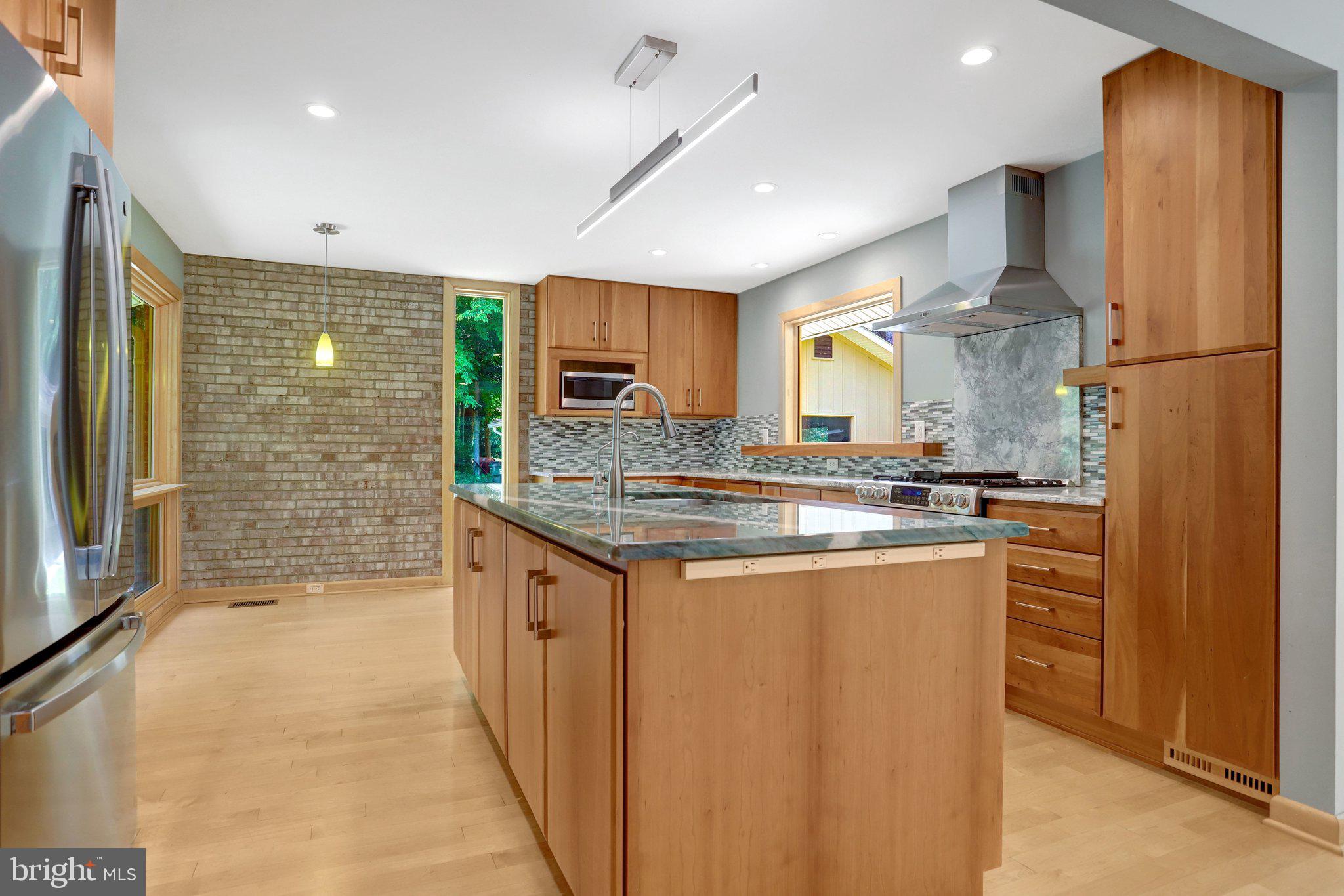 6030 Berwynd Road Fairfax, VA 22030 - Photo 16 of 91 Gallery Image 16