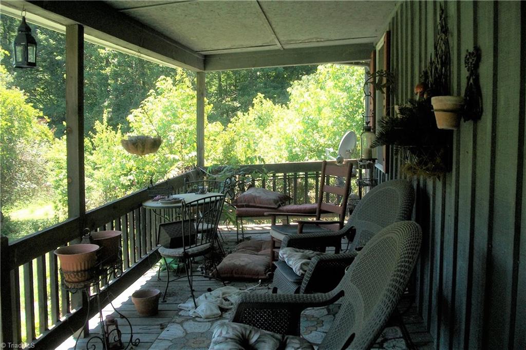765 North Clodfelter Road High Point, NC 27265 - Photo 5 of 30 Gallery Image 5