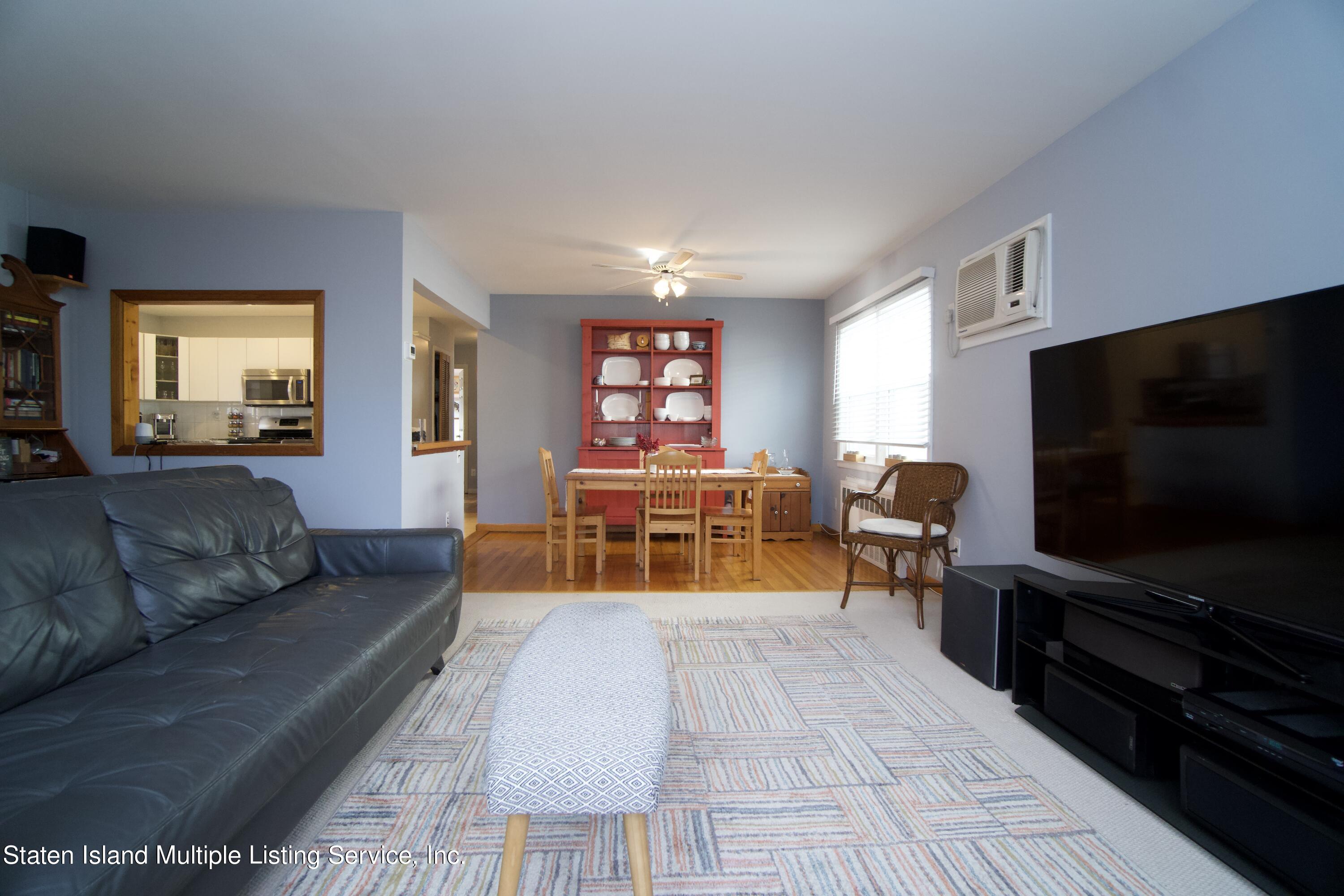 382 Beach Road Staten Island, NY 10312 - Photo 6 of 38 AF1EA27D-C5F1-4DE1-9F4F-8433E47221E1
