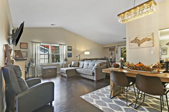 $229,900 | 4129 81st Place, Unit 18D, Kenosha, WI 53142