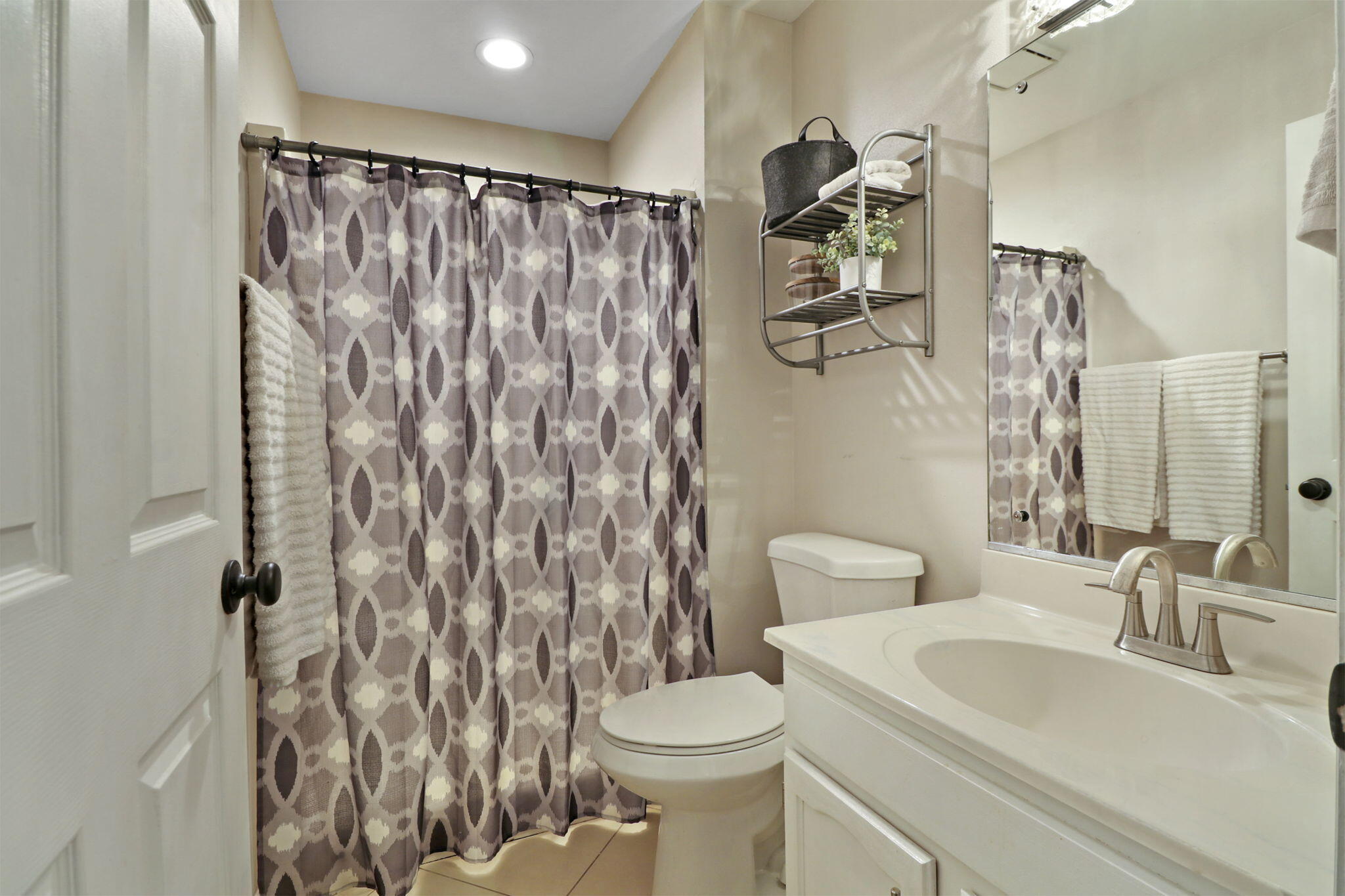 4129 81st Place, Unit 18D Kenosha, WI 53142 - Photo 16 of 26 16-web-or-mls-4129 811st Pl 18d Kenosha,