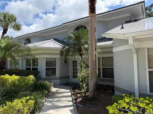 $349,456 | 7370 Pine Creek Way, Port St. Lucie, FL 34986