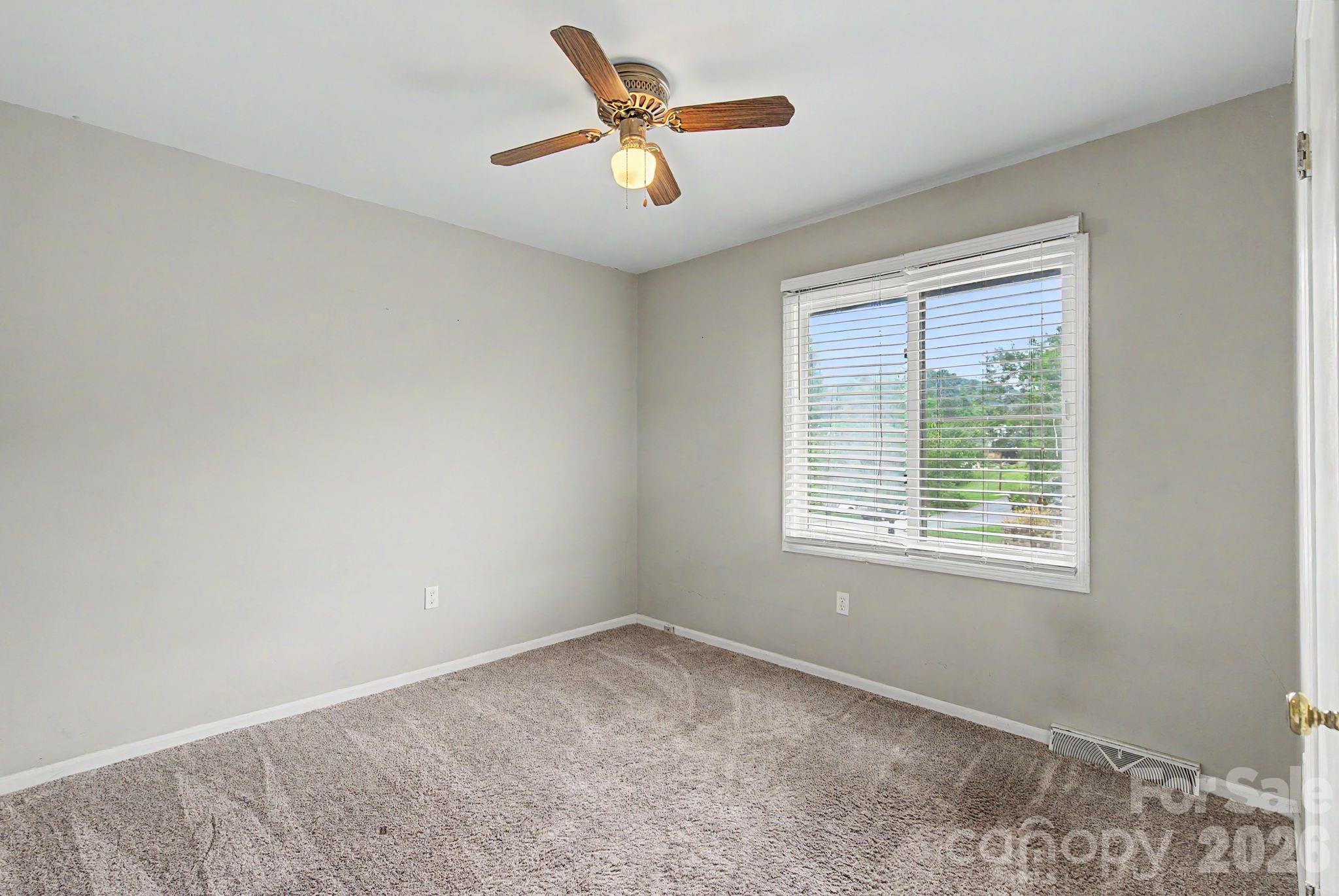 21 Glen Meadows Road Arden, NC 28704 - Photo 20 of 35
