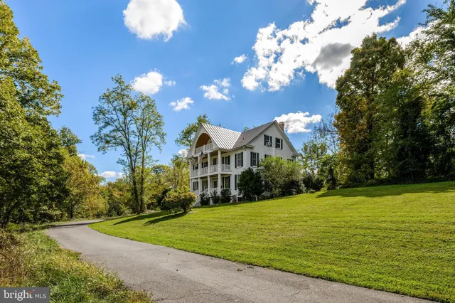 $1,200,000 | 39 New Cut Road, Round Hill, VA 20141