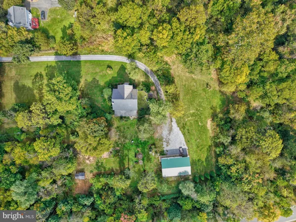 $1,000,000 | 39 New Cut Road, Round Hill, VA 20141