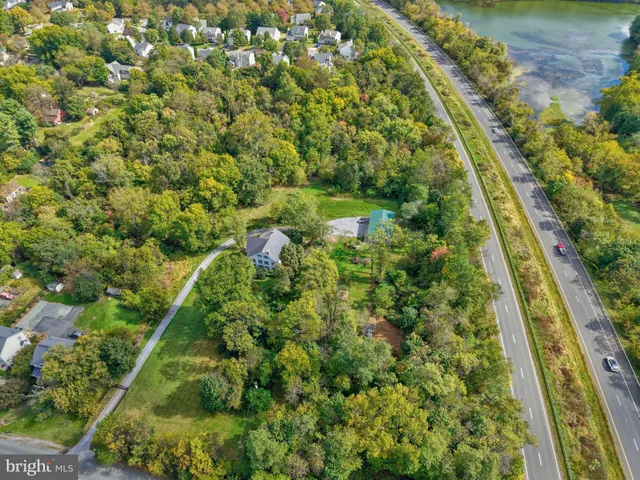 $1,200,000 | 39 New Cut Road, Round Hill, VA 20141