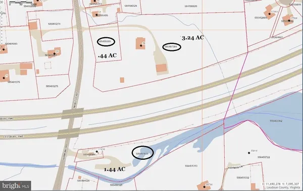 $1,000,000 | 39 New Cut Road, Round Hill, VA 20141