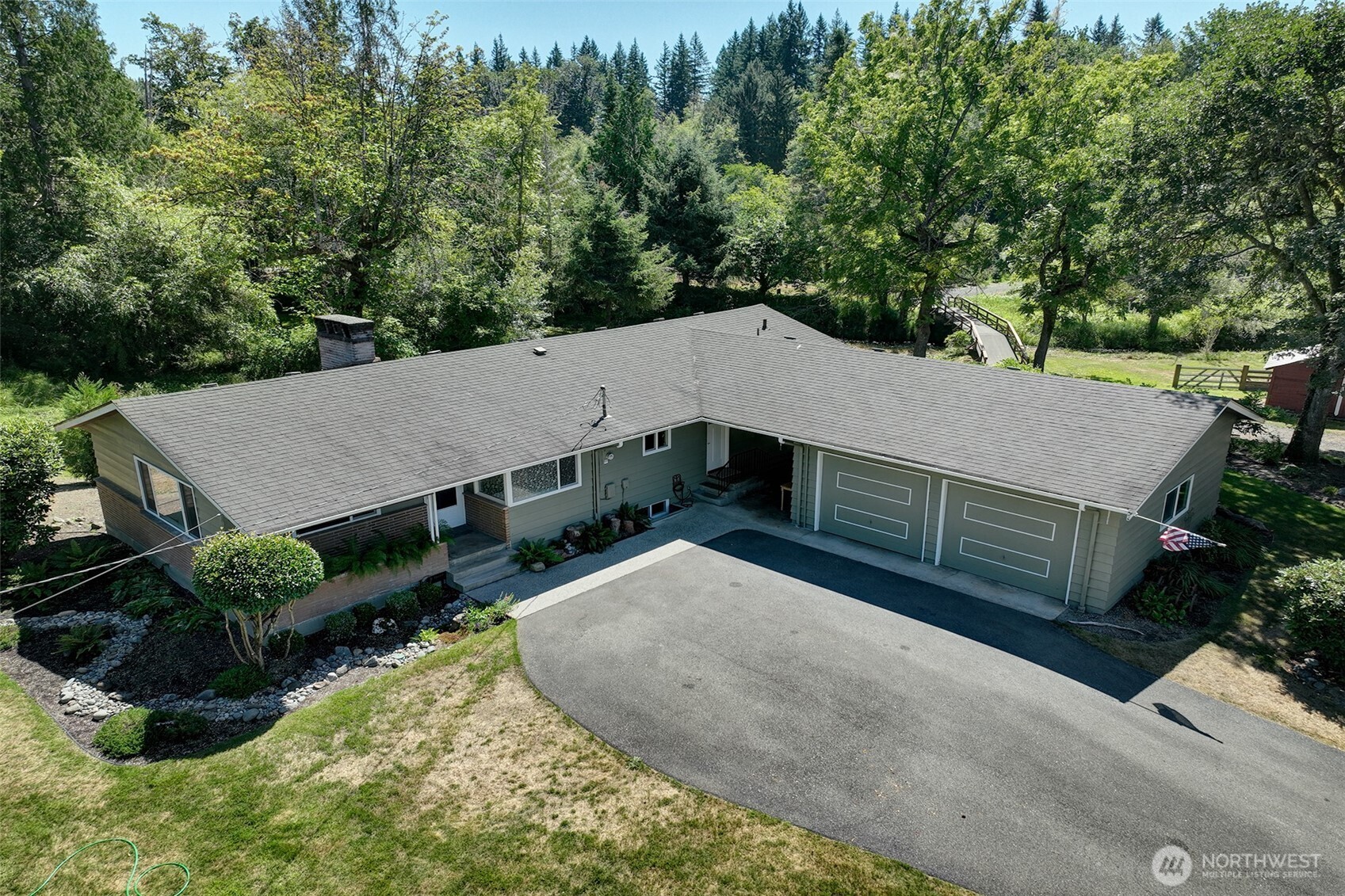 18021 Issaquah-Hobart Road Southeast Maple Valley, WA 98038 - Photo 2 of 39