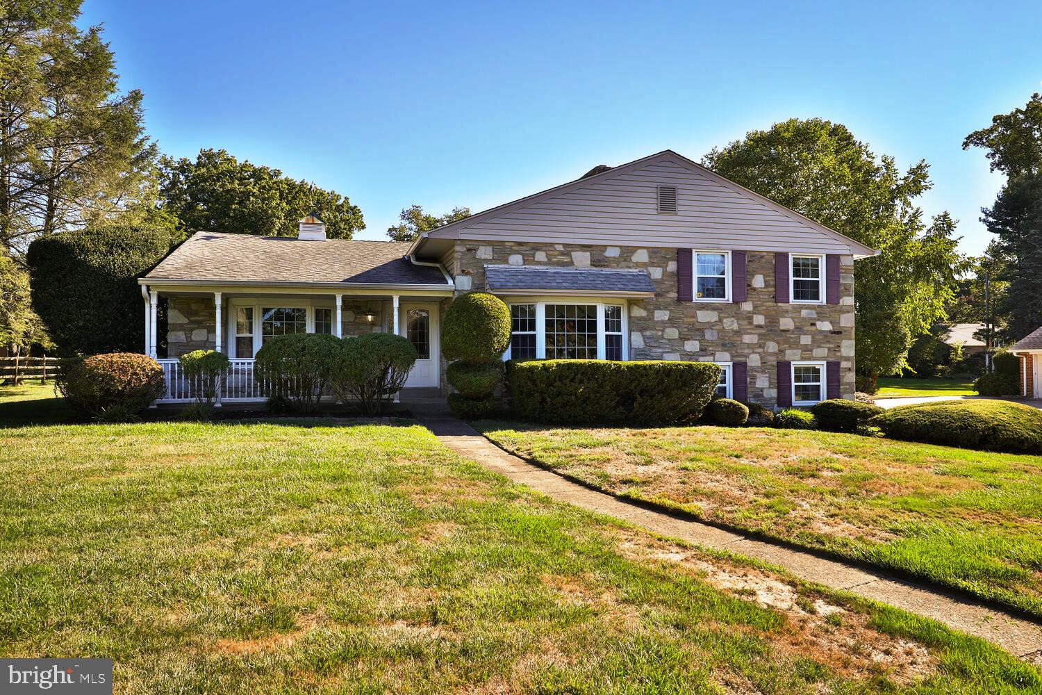 1083 Frederick Road Jenkintown, PA 19046 - Photo 3 of 39