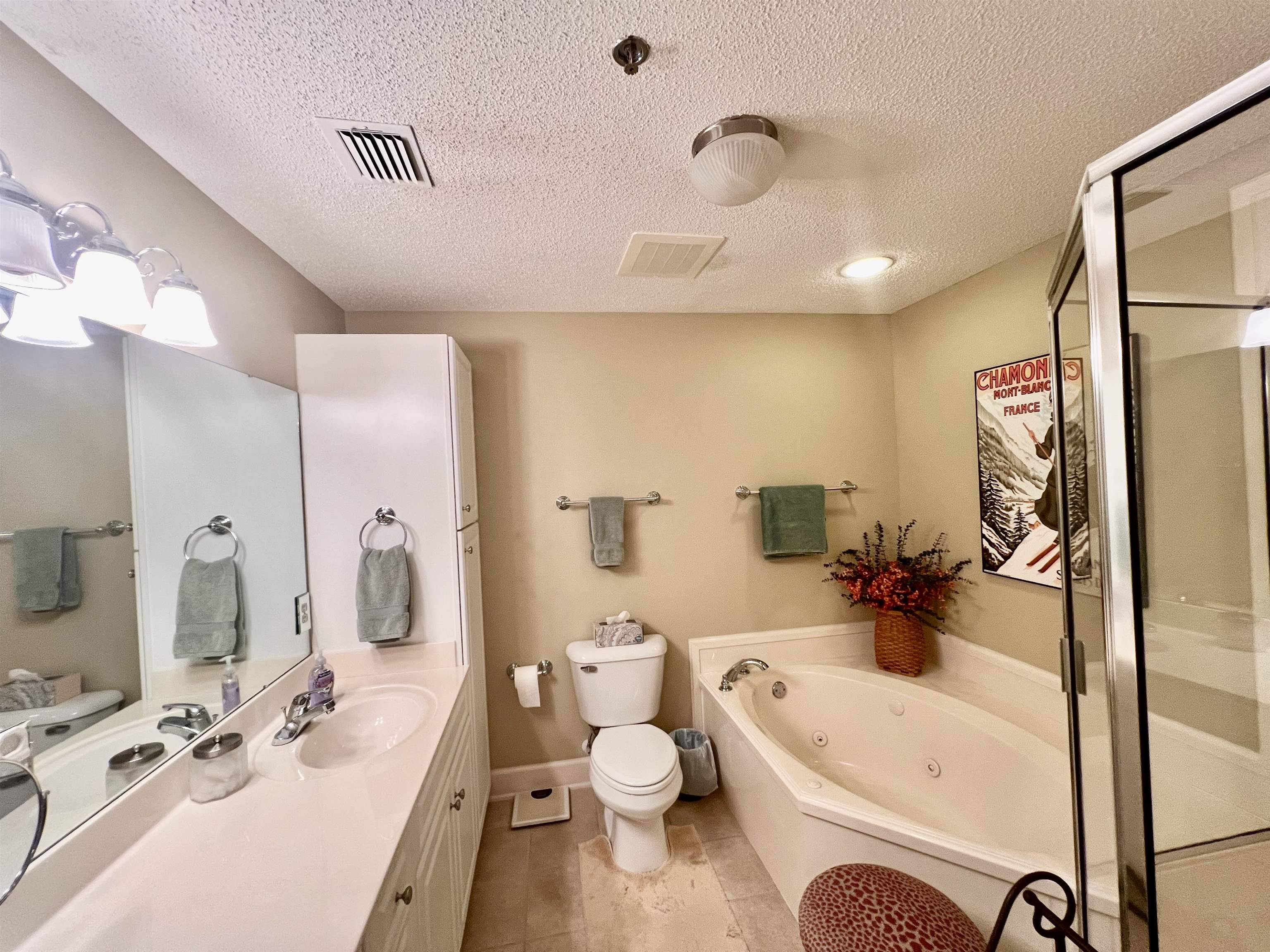 29488 Perdido Beach Boulevard, Unit 807 Orange Beach, AL 36561 - Photo 20 of 35 Bathroom