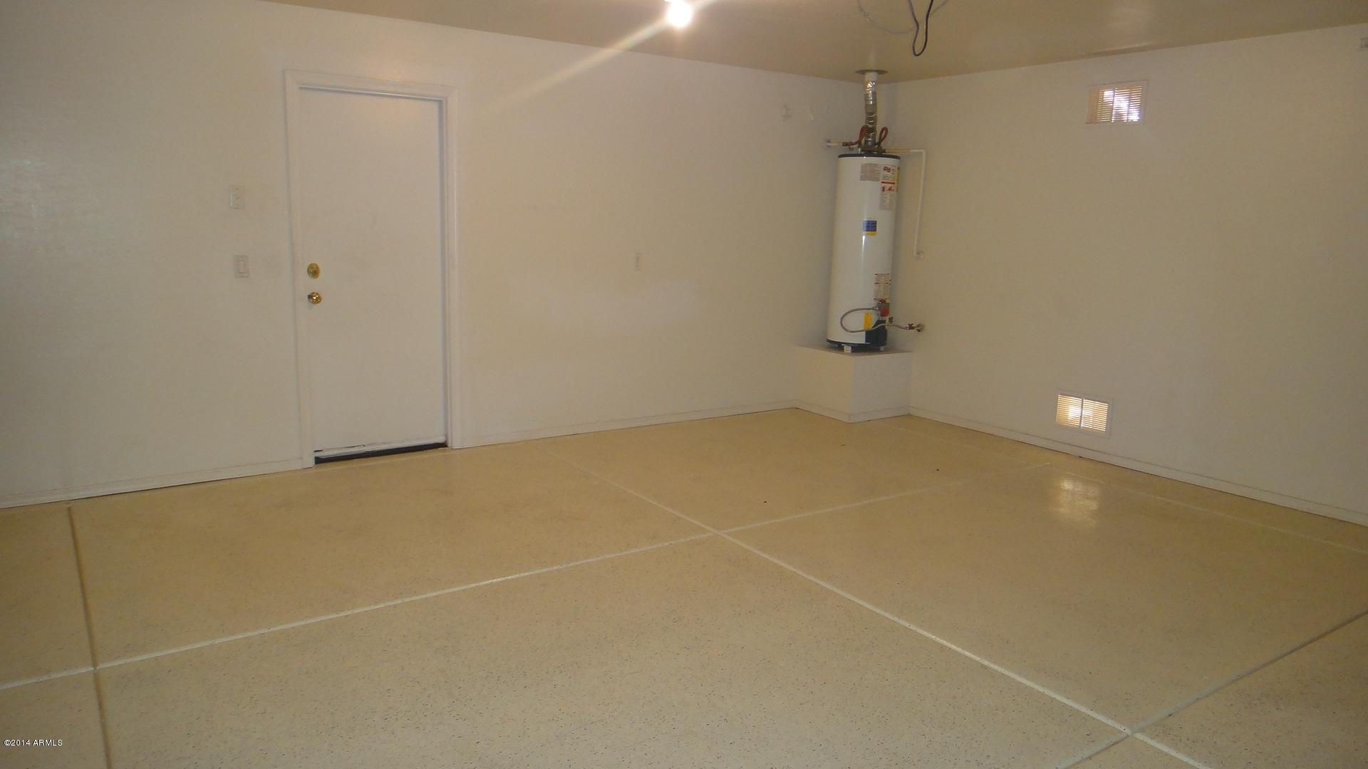 6405 West Riva Road Phoenix, AZ 85043 - Photo 18 of 19 DSC04172