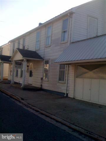 24 Martin Street Clear Spring, MD 21722 - Photo 2 of 4 Exterior (Front)