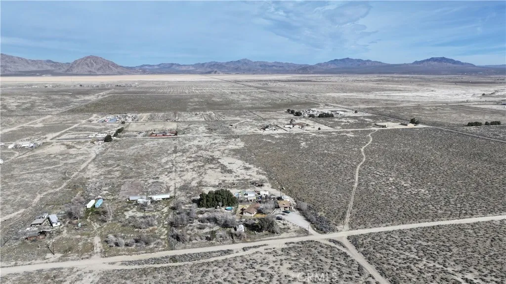 19 Sunrise Road Lucerne Valley, CA 92356 - Photo 8 of 15 a view of city and ocean