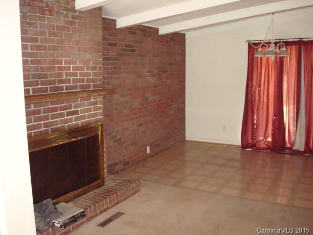 2803 Gates Road Lincolnton, NC 28092 - Photo 4 of 16 Gallery Image 4