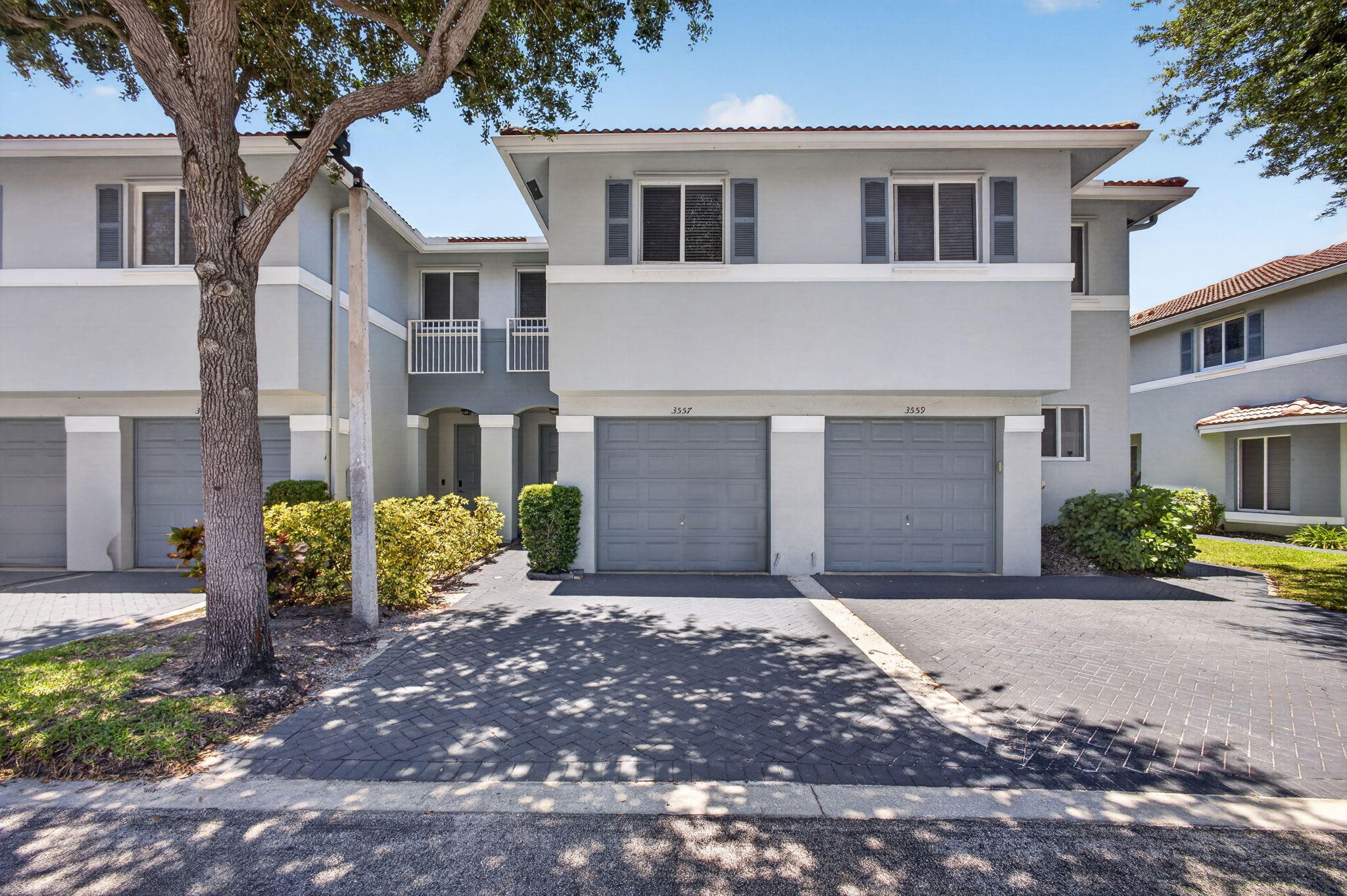 3557 Oleander Terrace Riviera Beach, FL 33404 - Photo 6 of 72 1-web-or-mls-5D1A5457