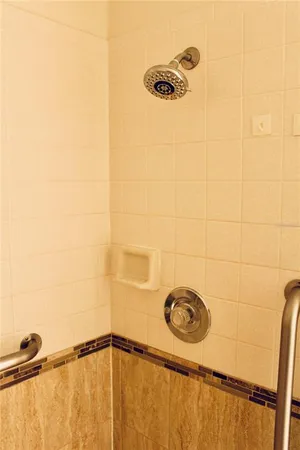 $279,000 | 2170 Americus Boulevard South, Unit 4, Clearwater, FL 33763