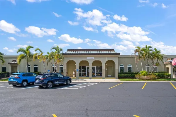 $279,000 | 2170 Americus Boulevard South, Unit 4, Clearwater, FL 33763