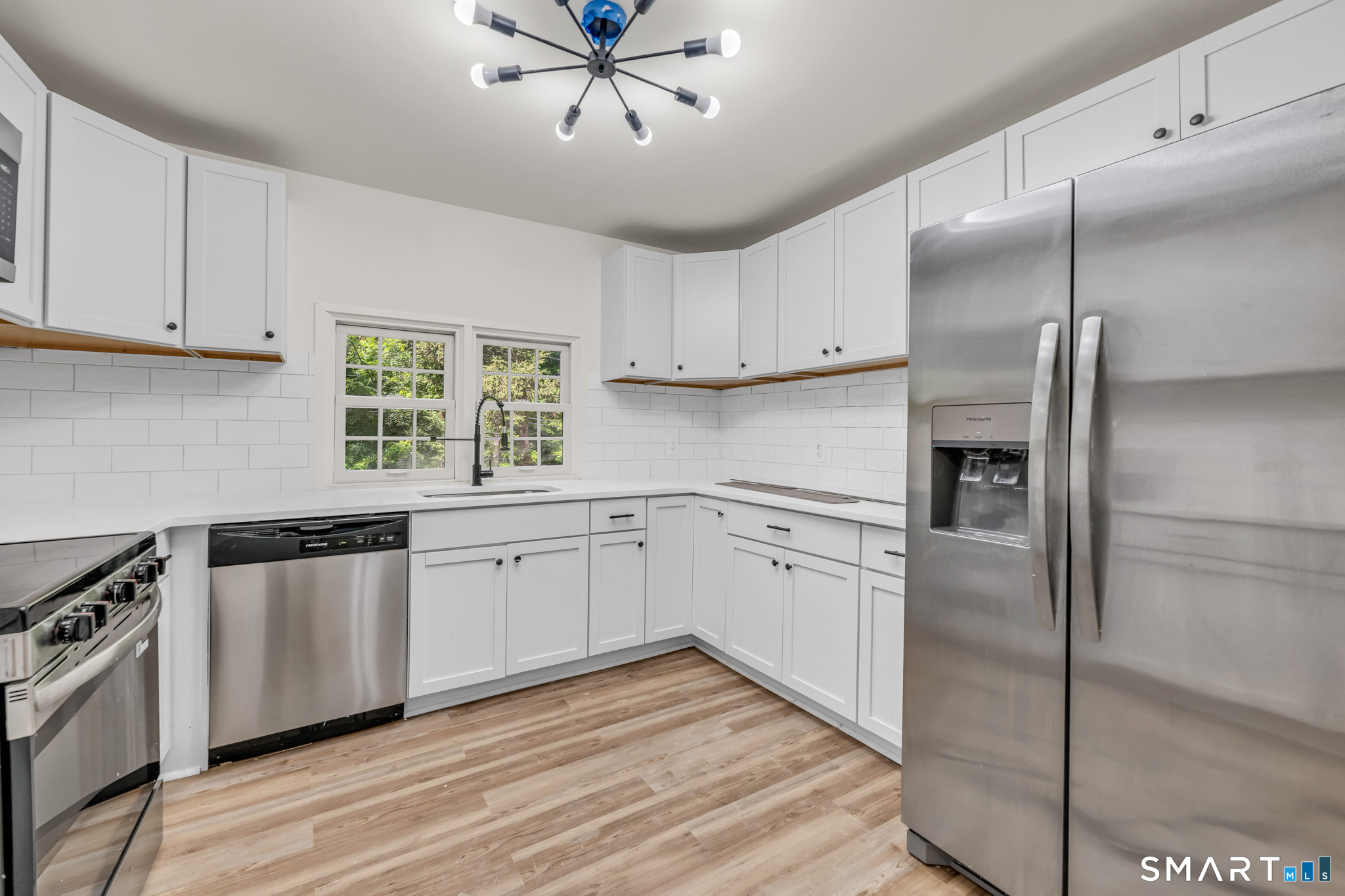 49 Old Middle Road Brookfield, CT 06804 - Photo 6 of 25 Gallery Image 6