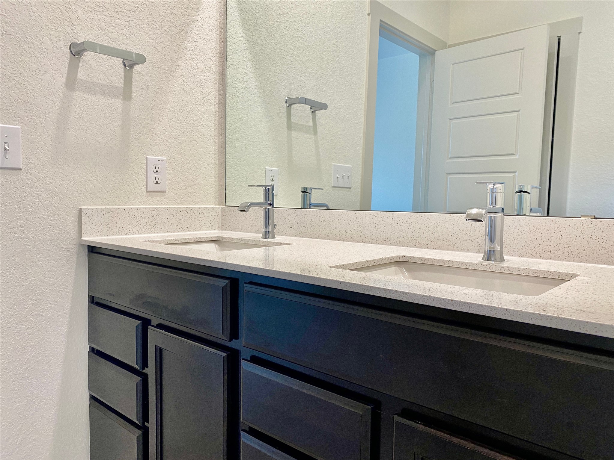 10210 Criswell Road Austin, TX 78754 - Photo 17 of 33