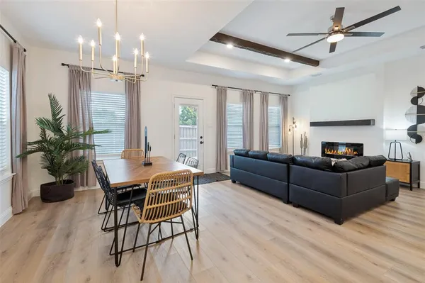$4,300 | 1805 Nomas Street, Dallas, TX 75212
